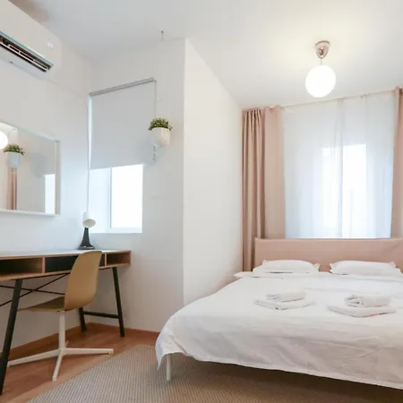 Ultracentral Rest Nest 2 Bedroom Апартаменты