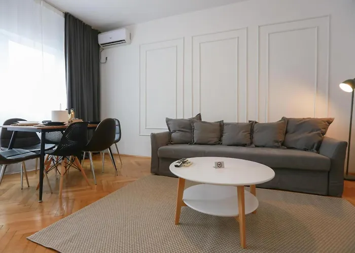 Ultracentral Rest Nest 2 Bedroom