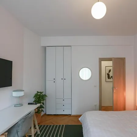 Appartement Ultracentral Rest Nest 2 Bedroom Bucarest